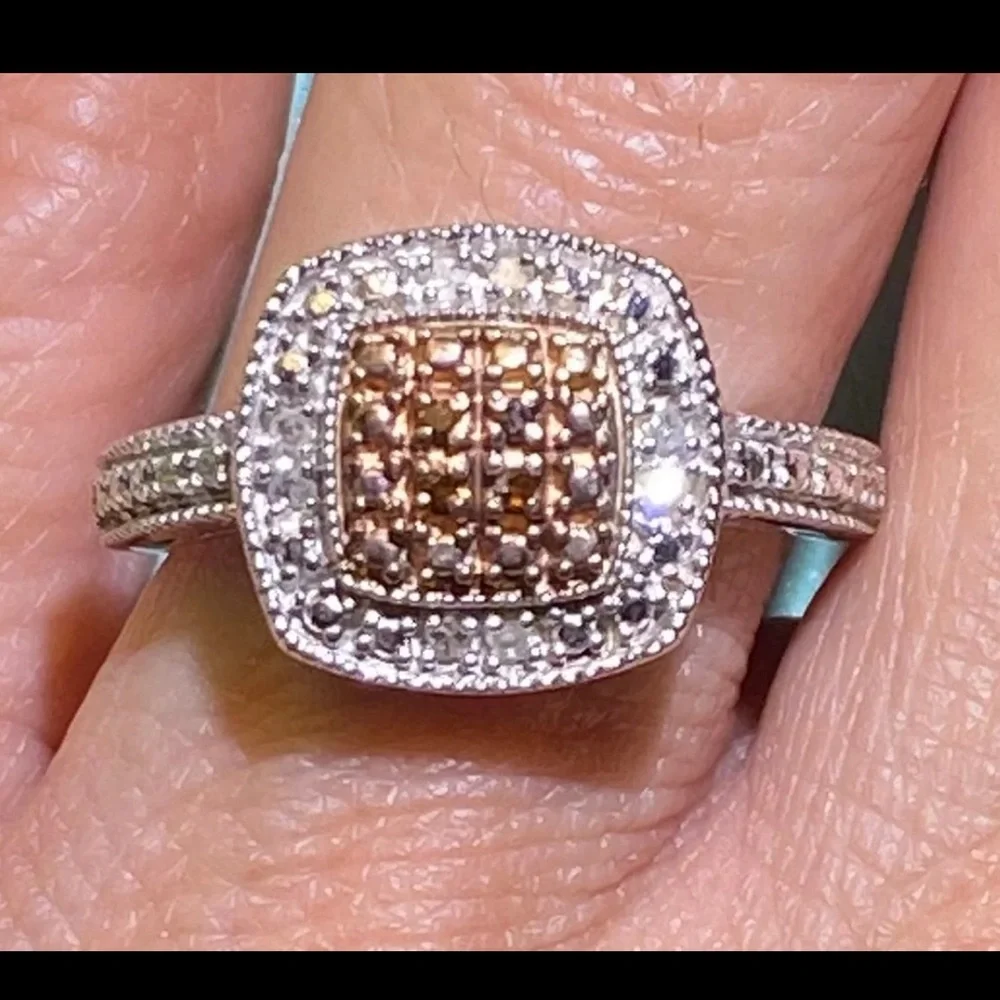 RARE Red Diamond Ring - Picture 1 of 9